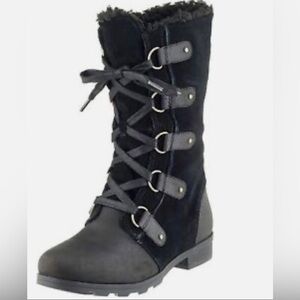 NWOT Sorel Emelie Women’s lace up leather winter boot